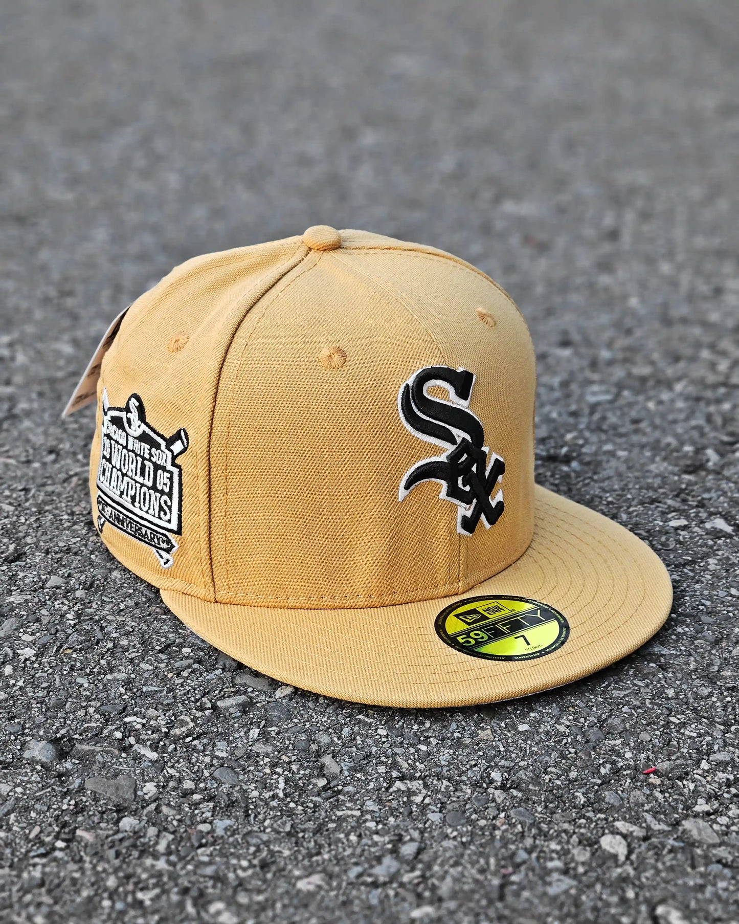 CHICAGO WHITE SOX BEIGE WORLD SERIES CHAMPIONS 2005