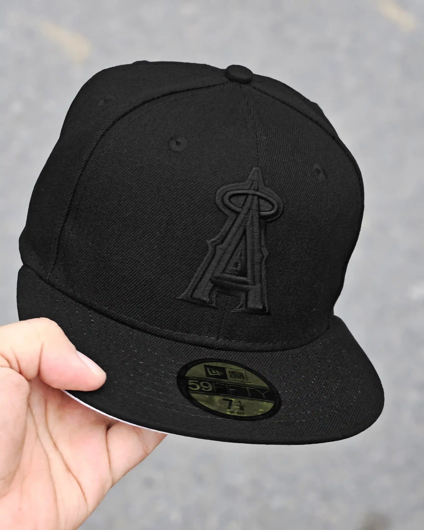 LOS ANGELES ANGELS NEGRO BLACK & BLACK