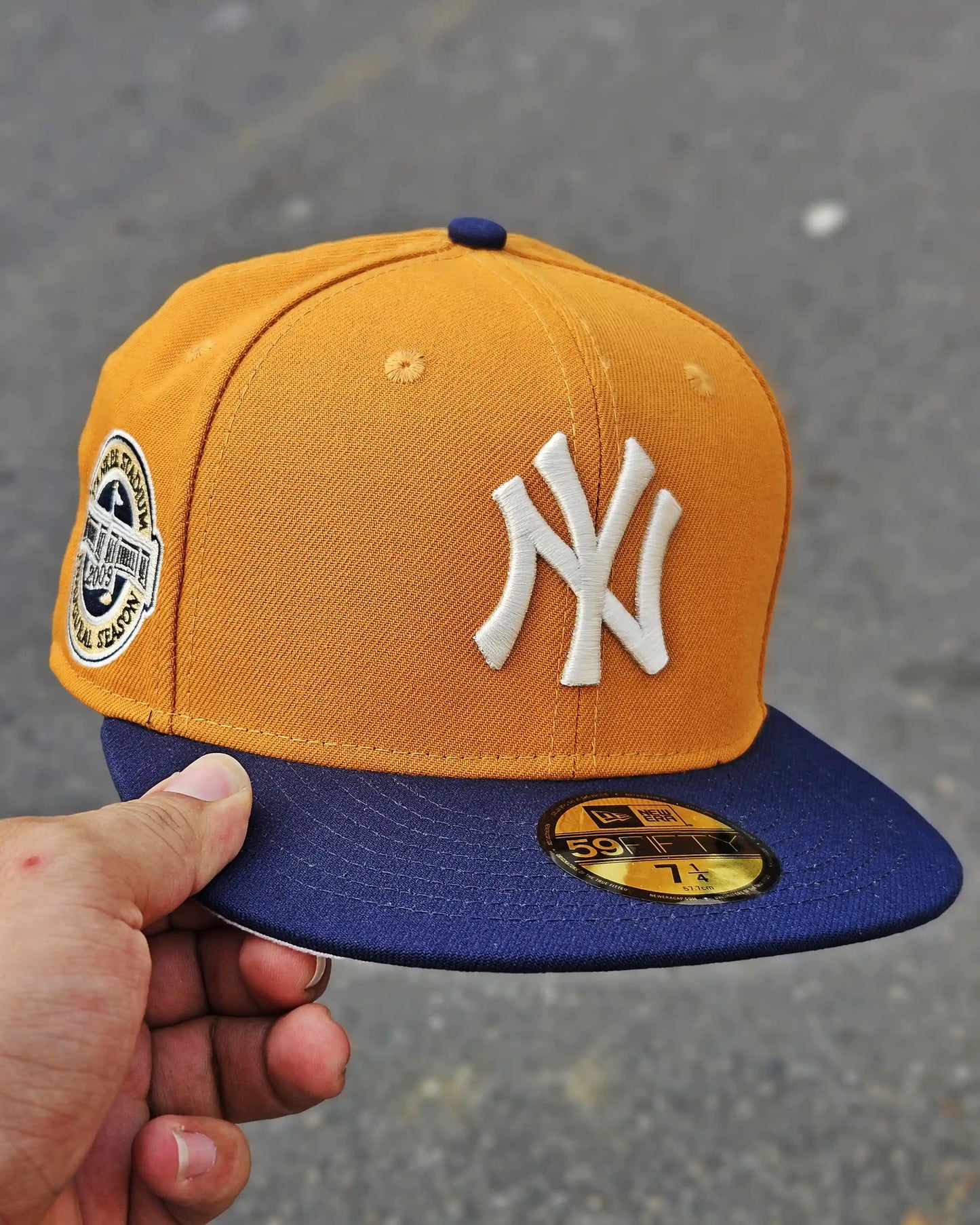 NEW YORK YANKEES AZUL MOCCA INNAGURAL SEASON 2009