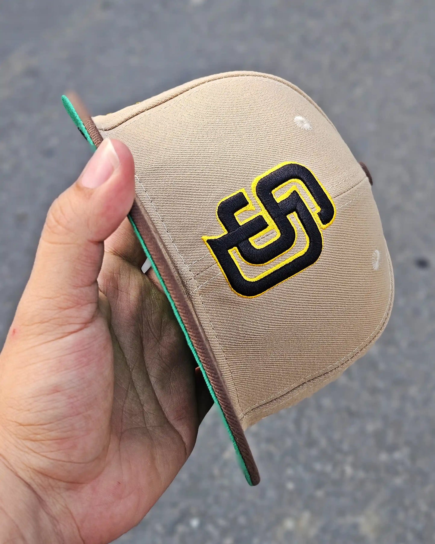 SAN DIEGO PADRES BEIGE PETCOPARK 20 YEARS