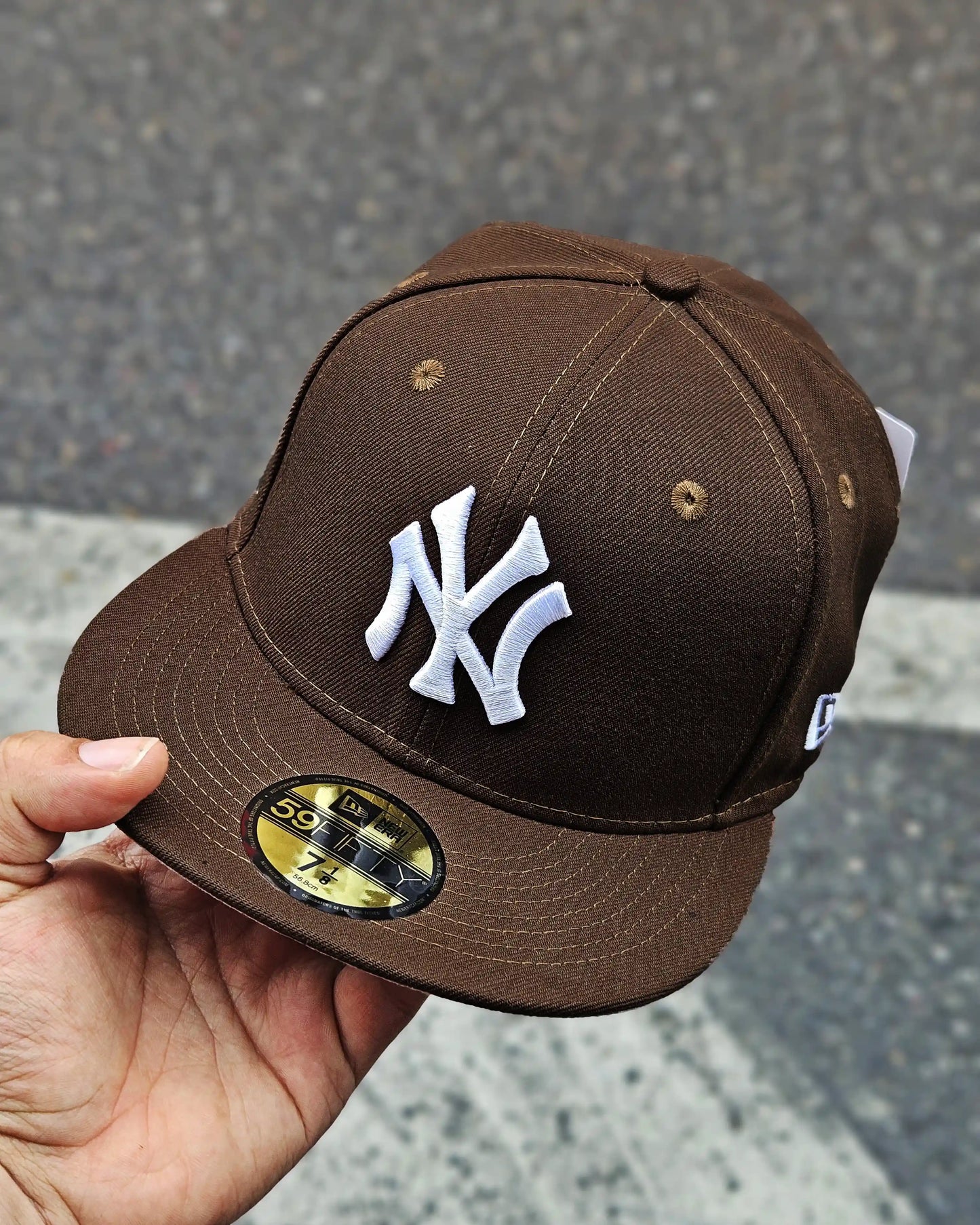 NEW YORK YANKEES CAFE 50TH ANNYVERSARY