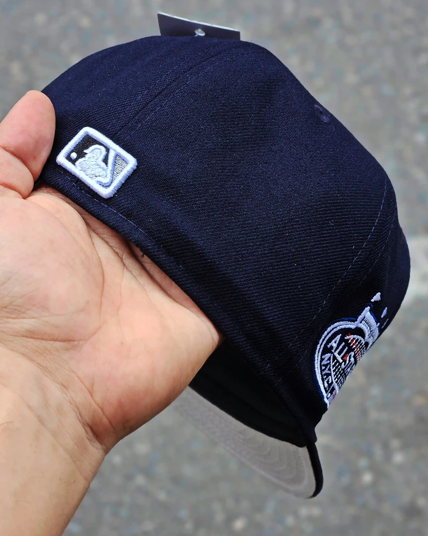 NEW YORK YANKEES NAVY EAST 161ST STREET