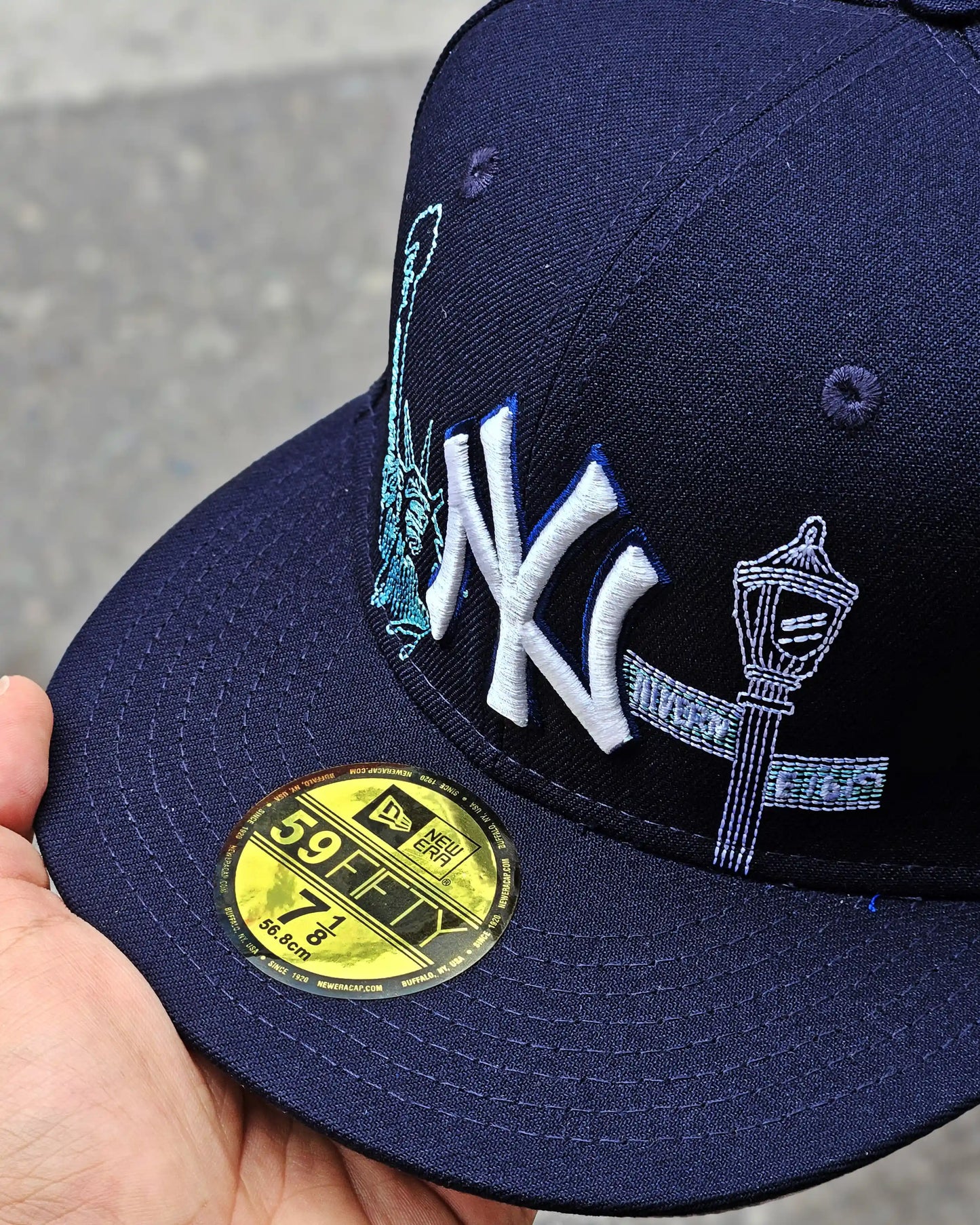 NEW YORK YANKEES NAVY EAST 161ST STREET
