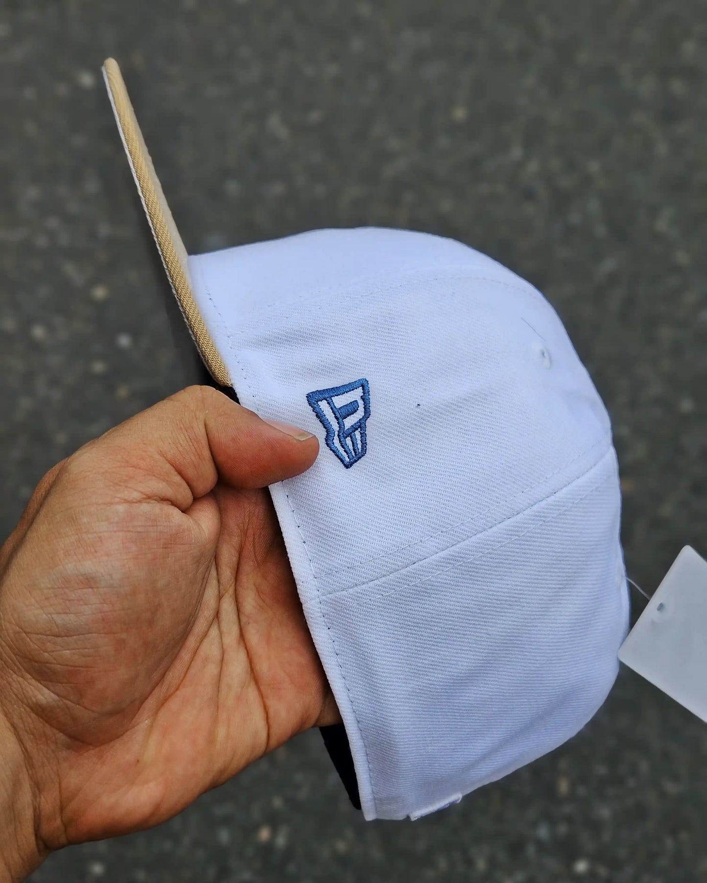 CHICAGO CUBS BLANCO VISOR BEIGE