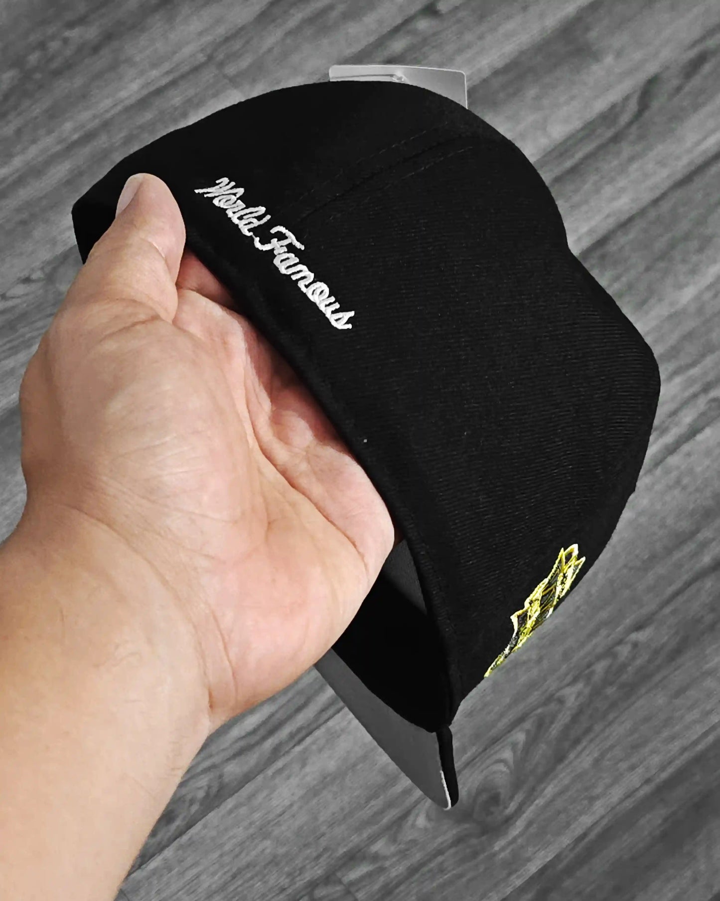 SUPREME EXCLUSIVE NEGRO WORLD FAMOUS