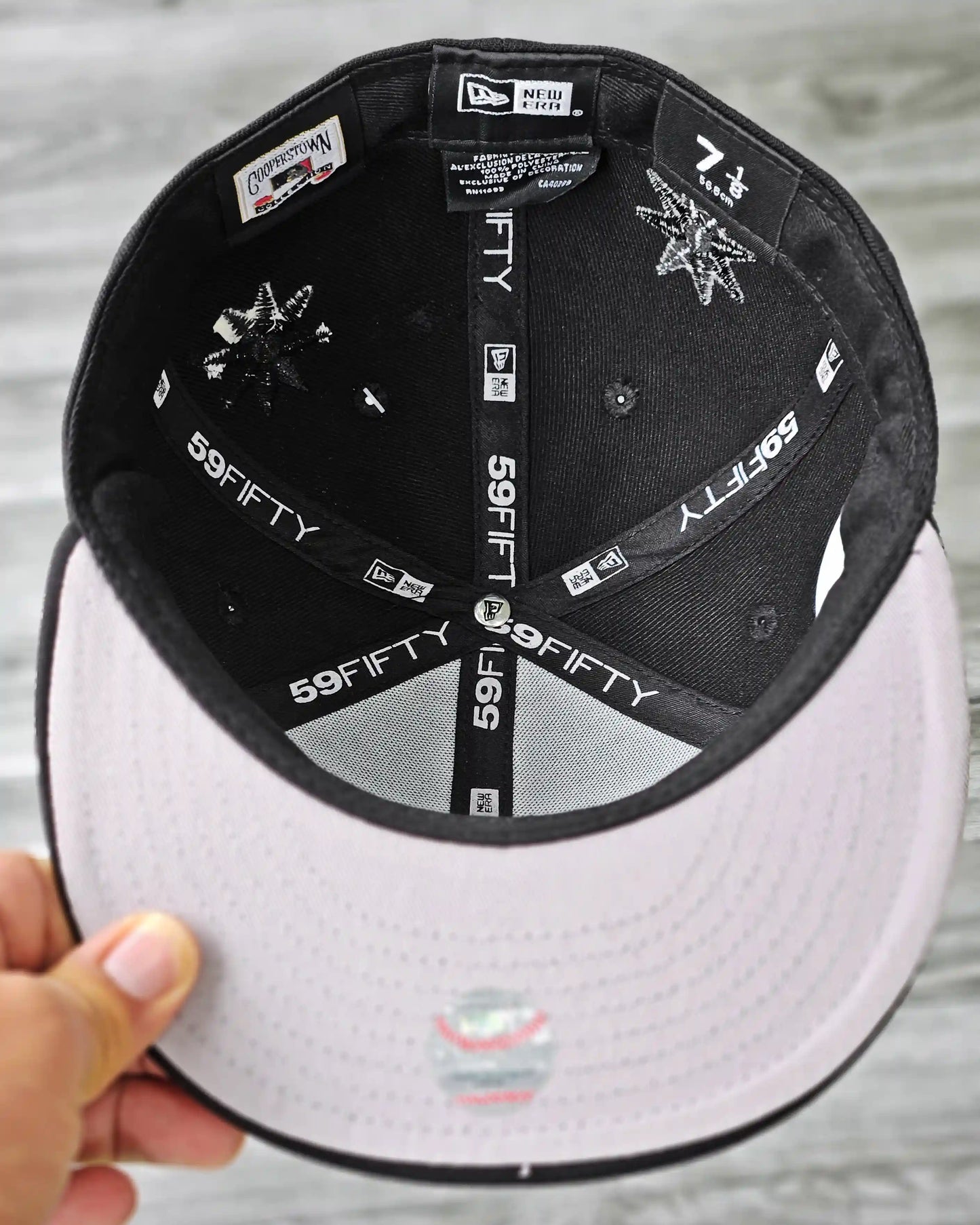 NEW YORK YANKEES NEGRO SOL BORDADO