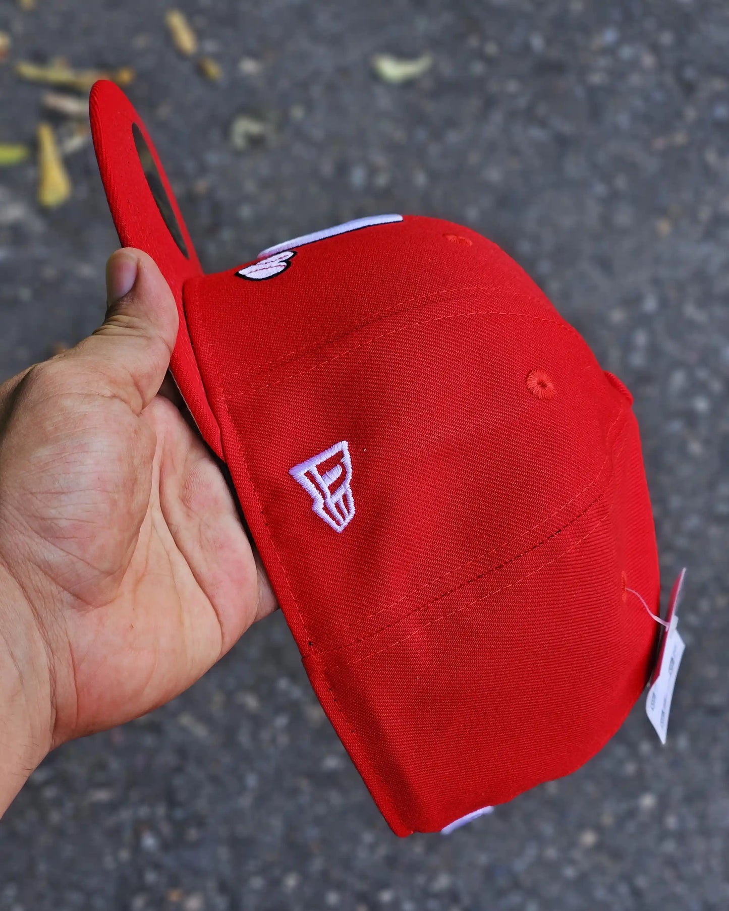 WASHINGTON NATIONALS ROJO HUSTLE AND LOVE = GAME