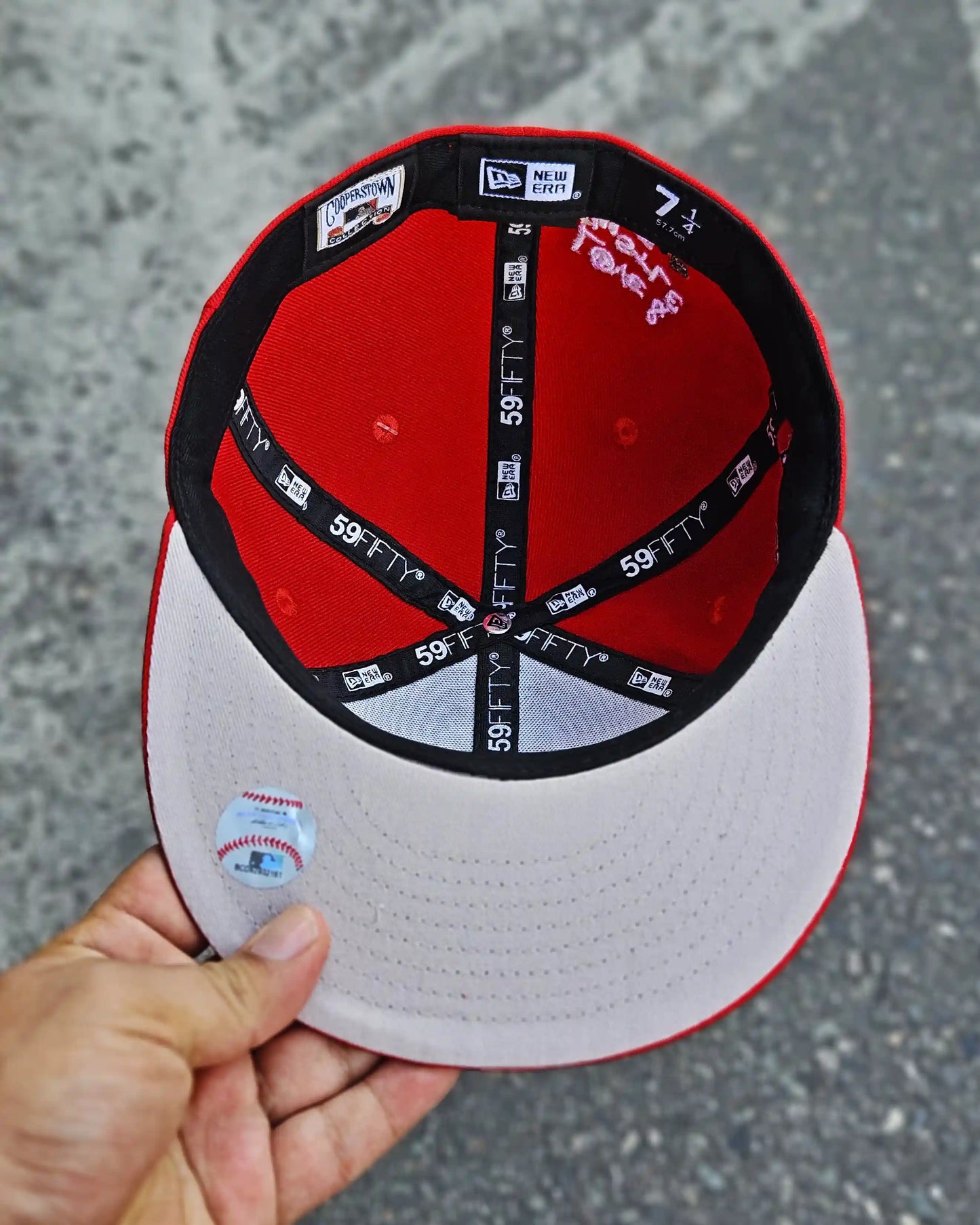 WASHINGTON NATIONALS ROJO HUSTLE AND LOVE = GAME