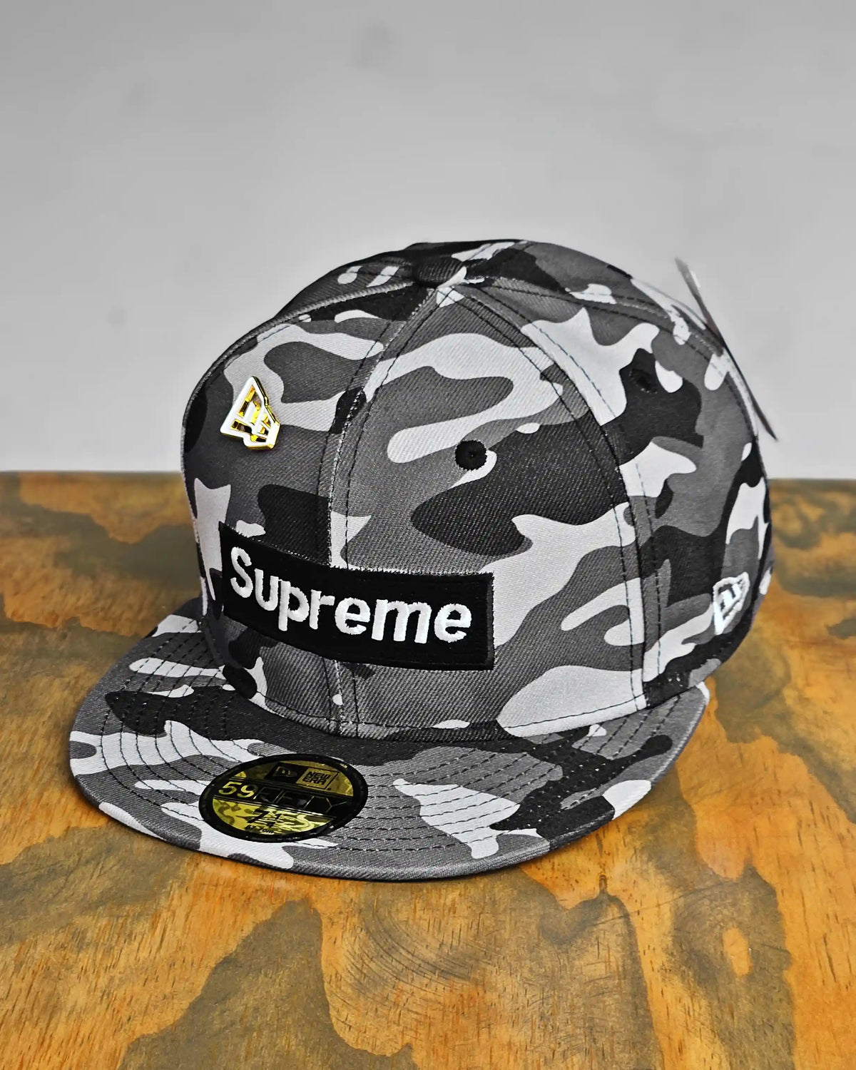SUPREME EXCLUSIVE SNOW CAMO SHOP BOX LOGO YANKEES