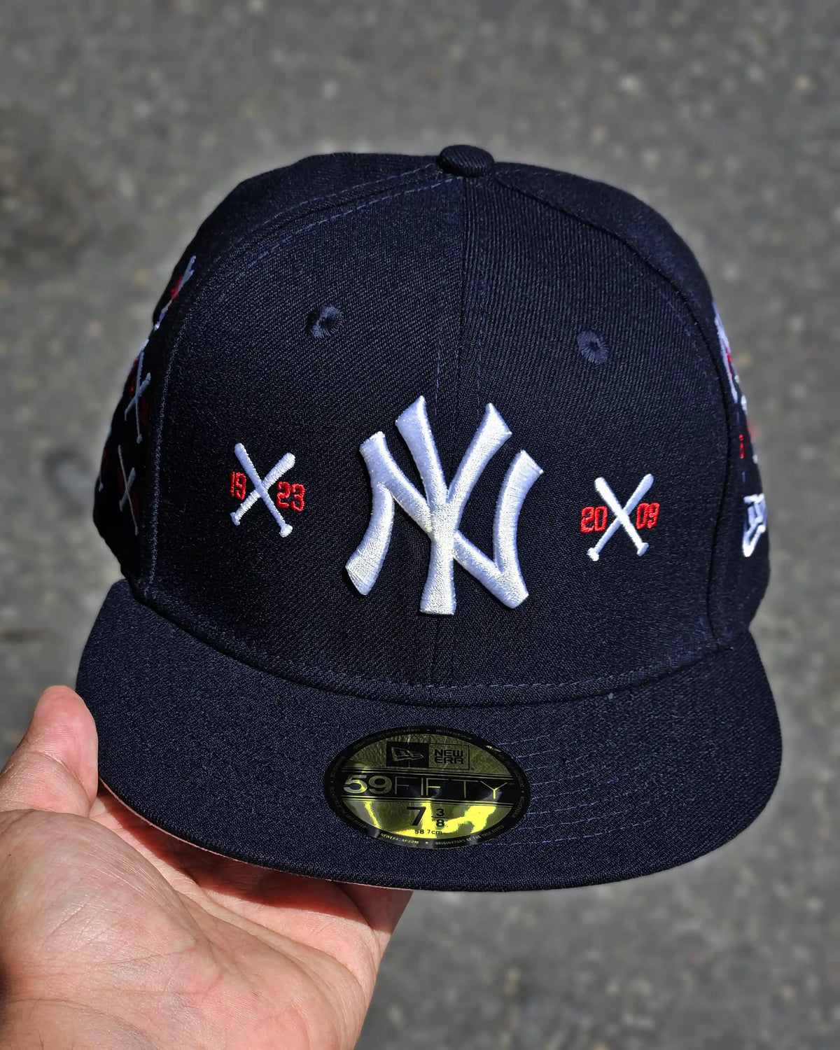 NEW YORK YANKEES NAVY NEW ERA X SPIKE LEE NAVY CROSSED BATS