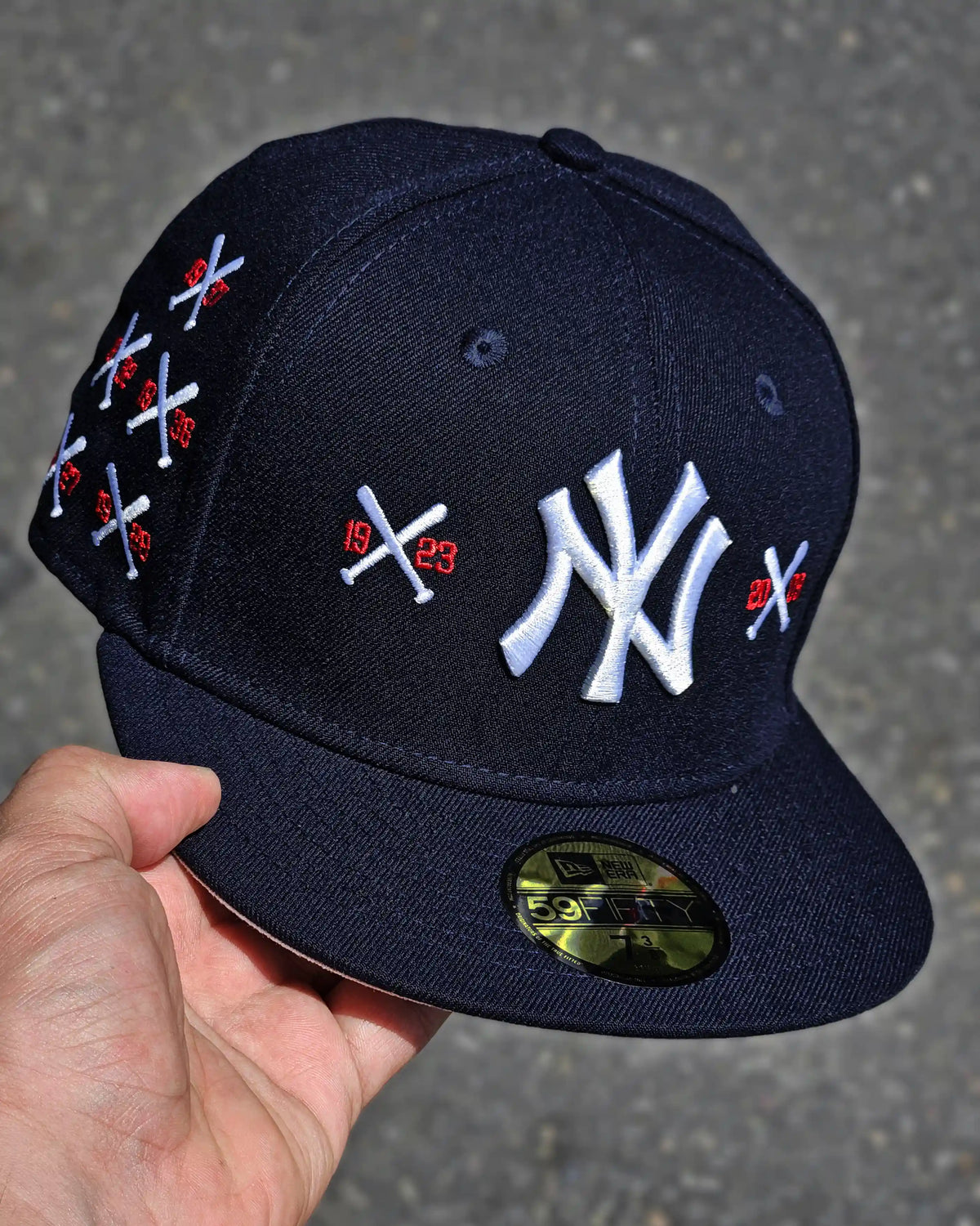 NEW YORK YANKEES NAVY NEW ERA X SPIKE LEE NAVY CROSSED BATS