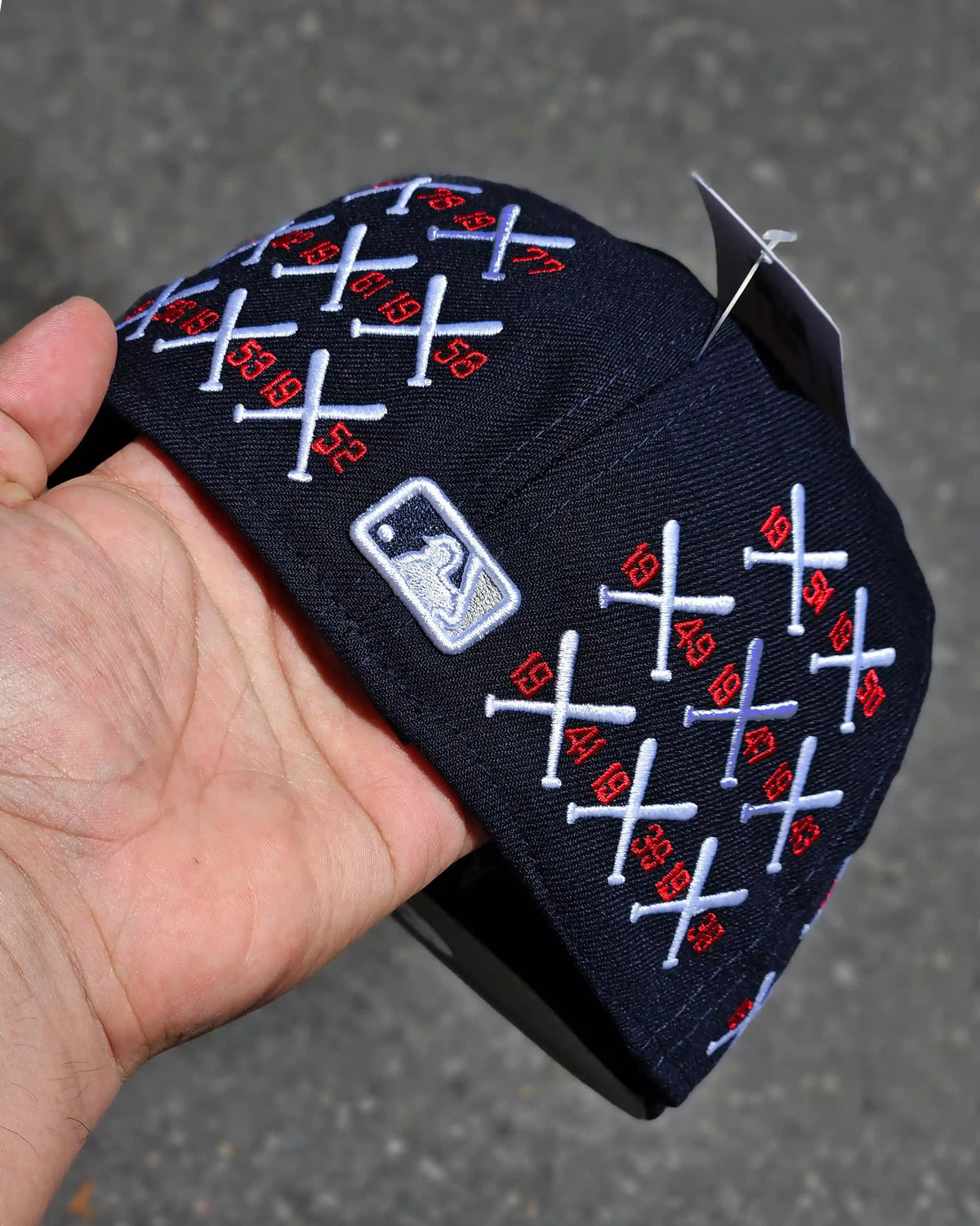 NEW YORK YANKEES NAVY NEW ERA X SPIKE LEE NAVY CROSSED BATS