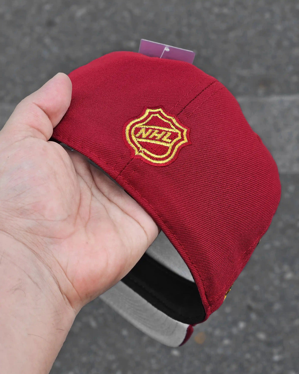ANAHEIM DUCKS BEIGE VISOR VINOTINTO STANLEY CUP