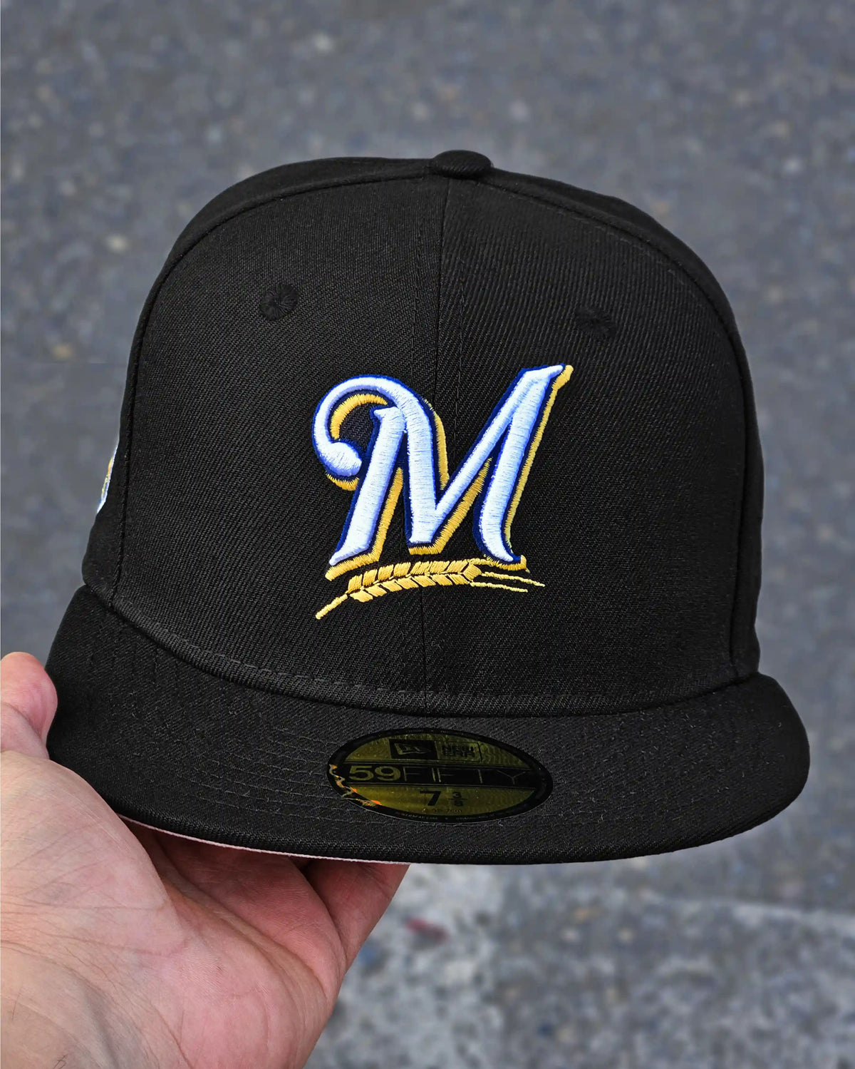 MILWAUKEE BREWERS NEGRO HOME TO HEROES 2011