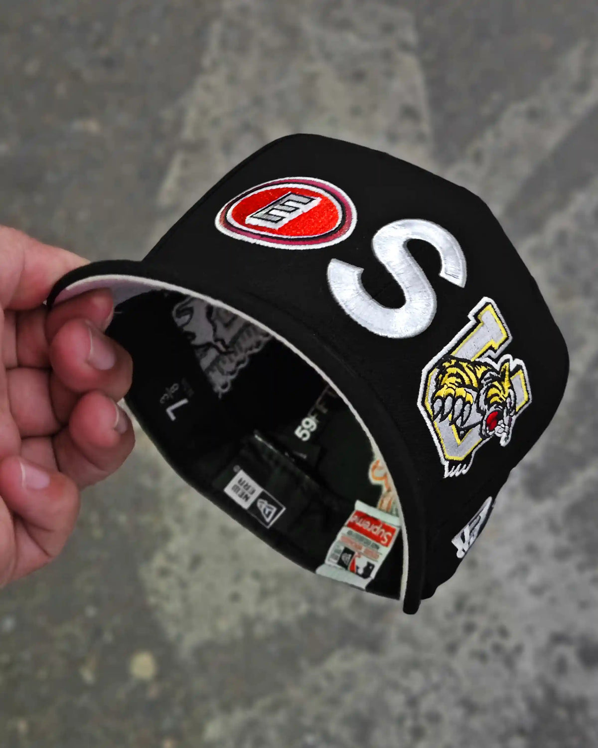 SUPREME EXCLUSIVE NEGRO MASCOTS S