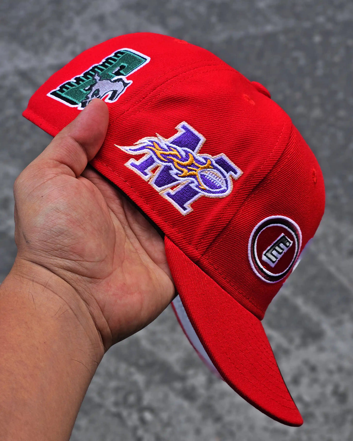 SUPREME EXCLUSIVE ROJO MASCOTS S