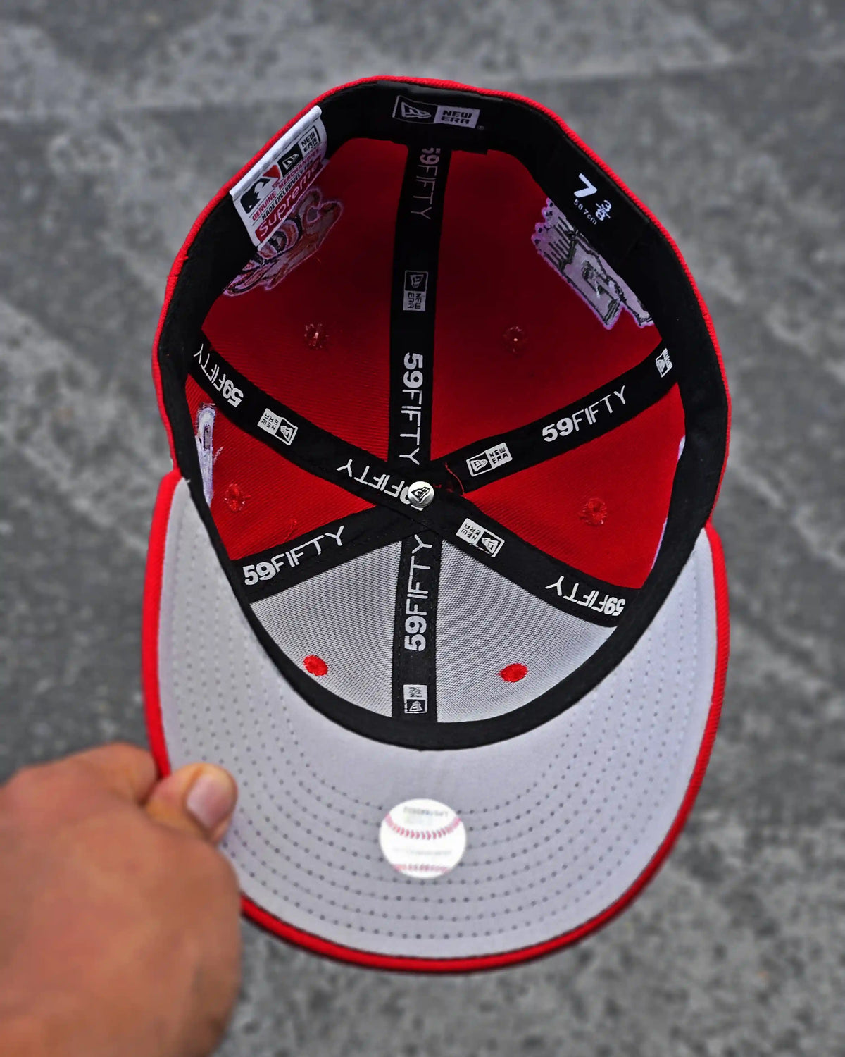 SUPREME EXCLUSIVE ROJO MASCOTS S