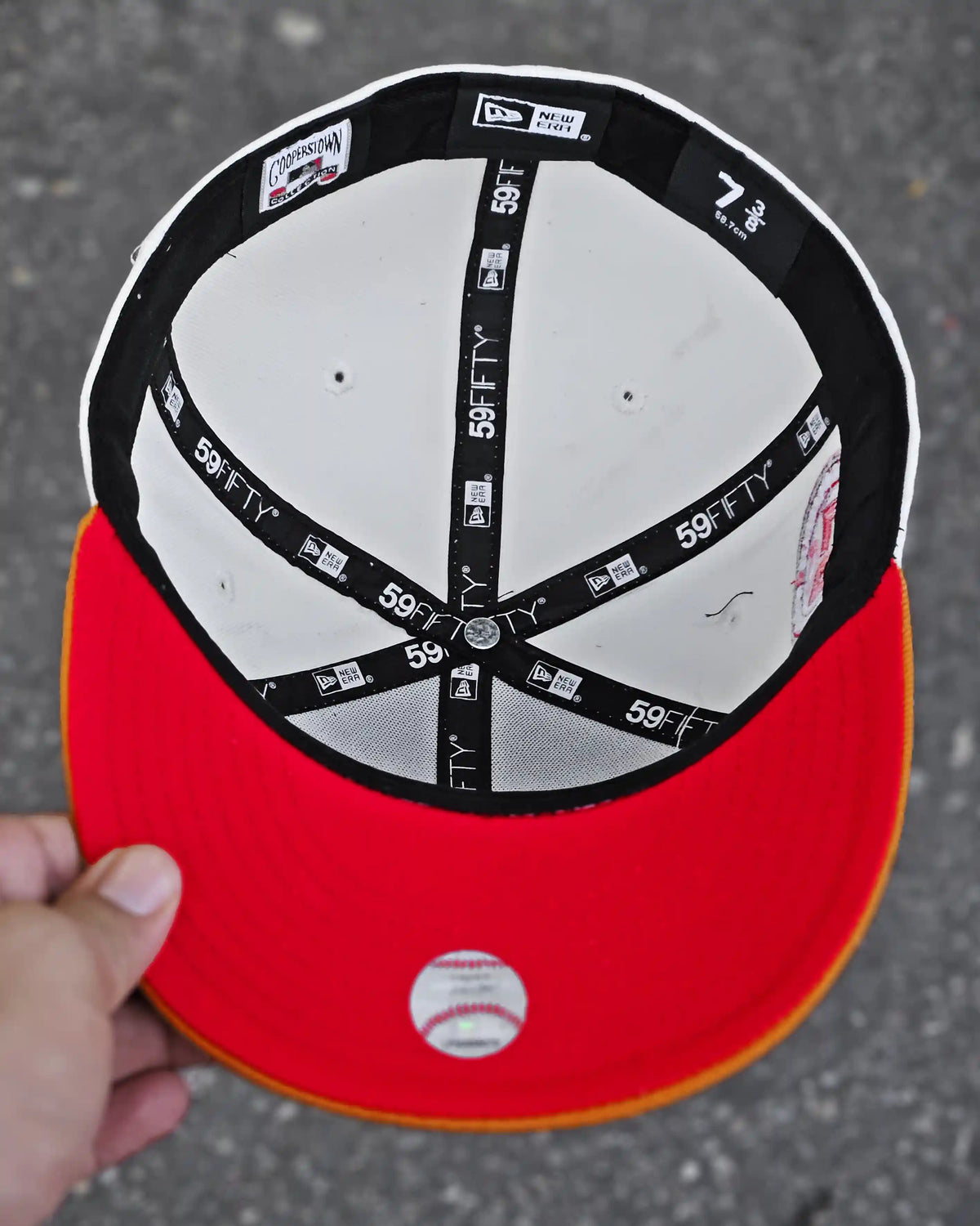 LOS ANGELES ANGELS BEIGE 5OTH ANNIVERSARY VISOR MOCCA UV ROJO