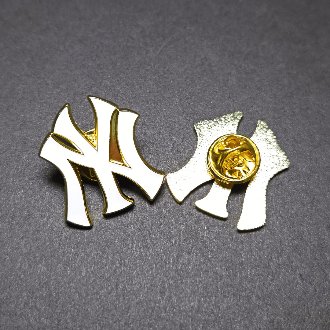 PIN NEW YORK YANKEES BLANCO LOGO