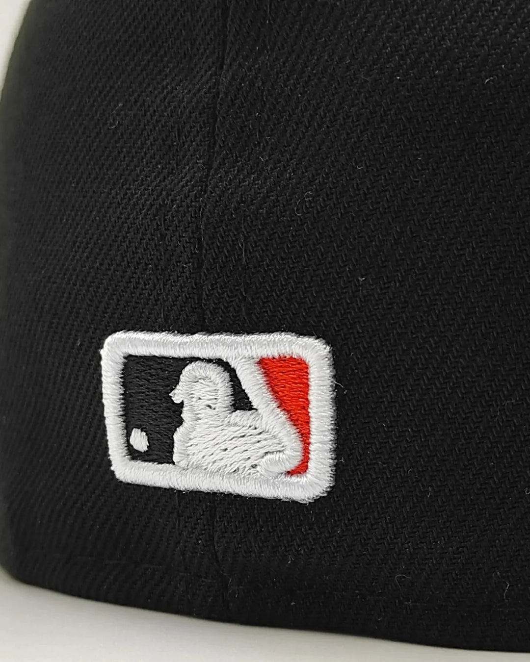 SAN FRANCISCO GIANTS NEGRO CLASICA LOGO NARANJA