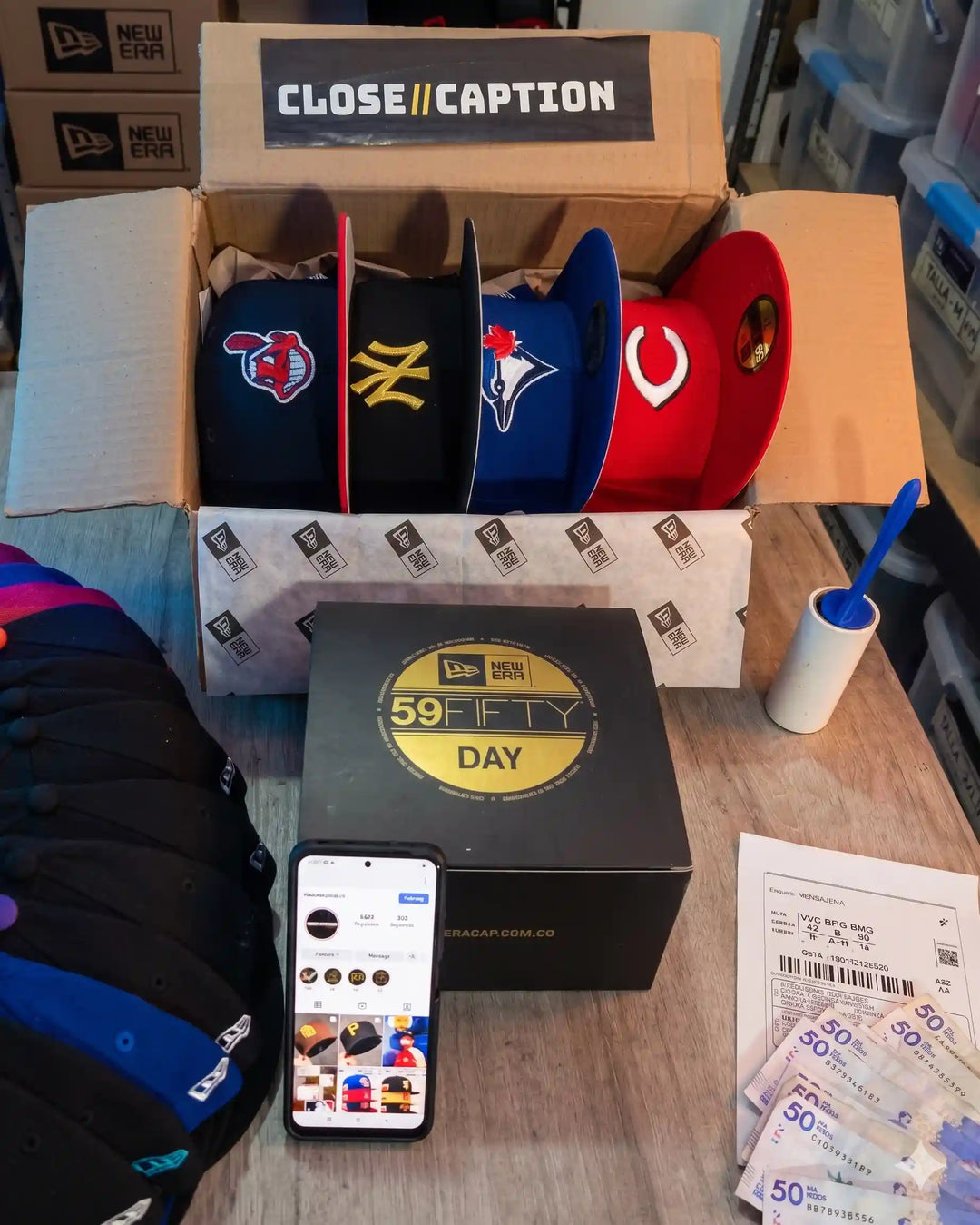 Dos gorras CCS + accesorios + bolsa de envío gratis