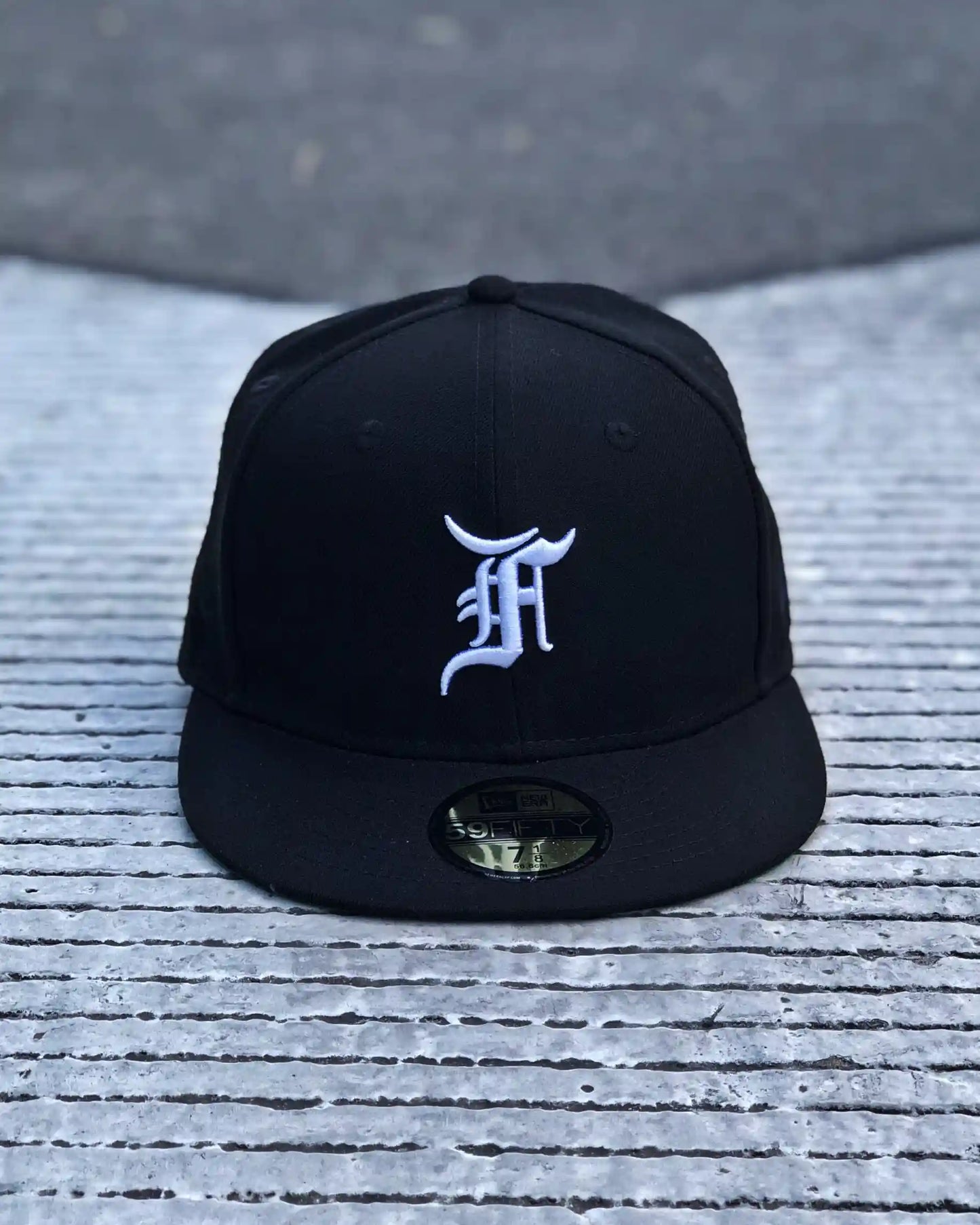 FEAR OF GOD ESSENTIALS NEGRO EXCLUSIVA