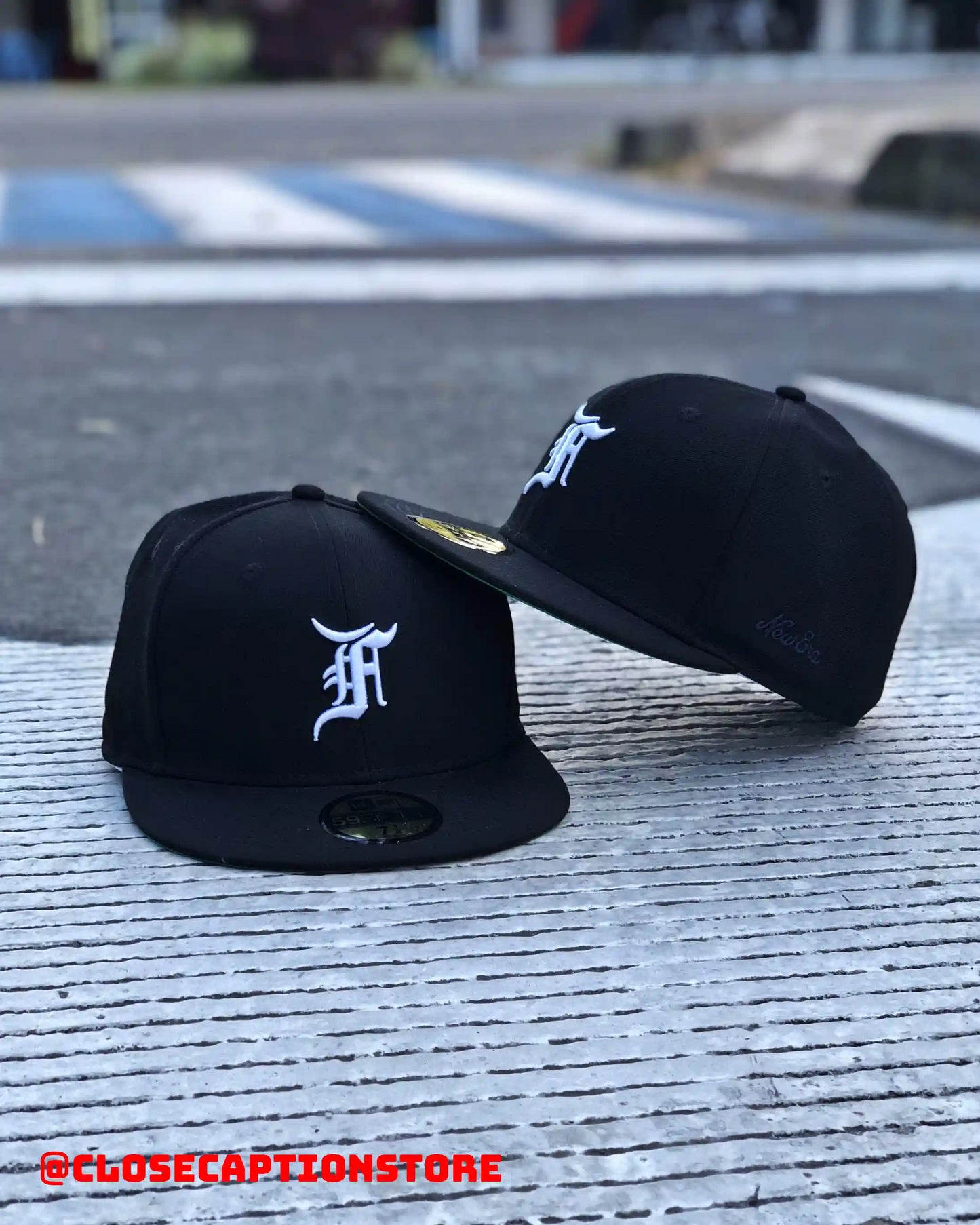 FEAR OF GOD ESSENTIALS NEGRO EXCLUSIVA