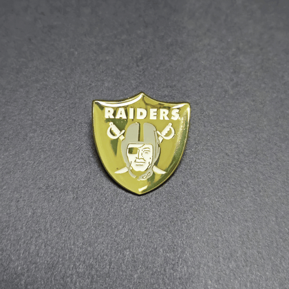 PIN LAS VEGAS RAIDERS DORADO LOGO