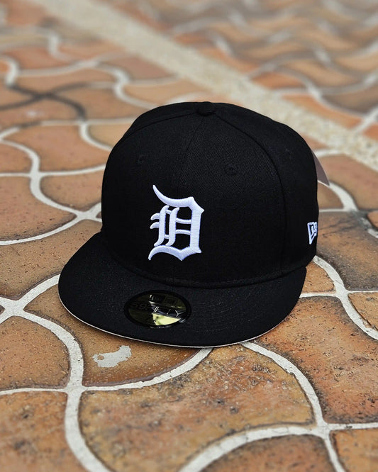 DETROIT TIGERS NEGRO CLASICA