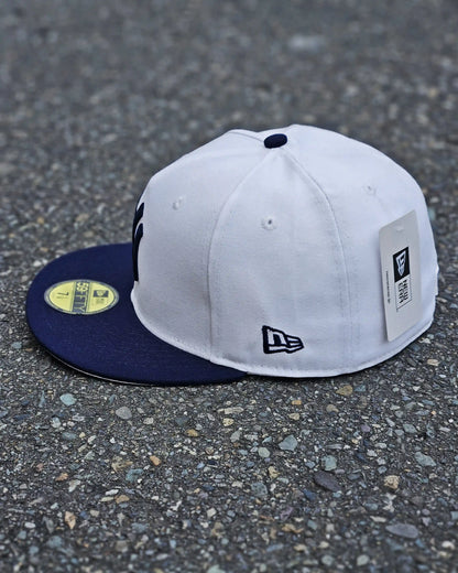 NEW YORK YANKEES BLANCO VISOR AZUL