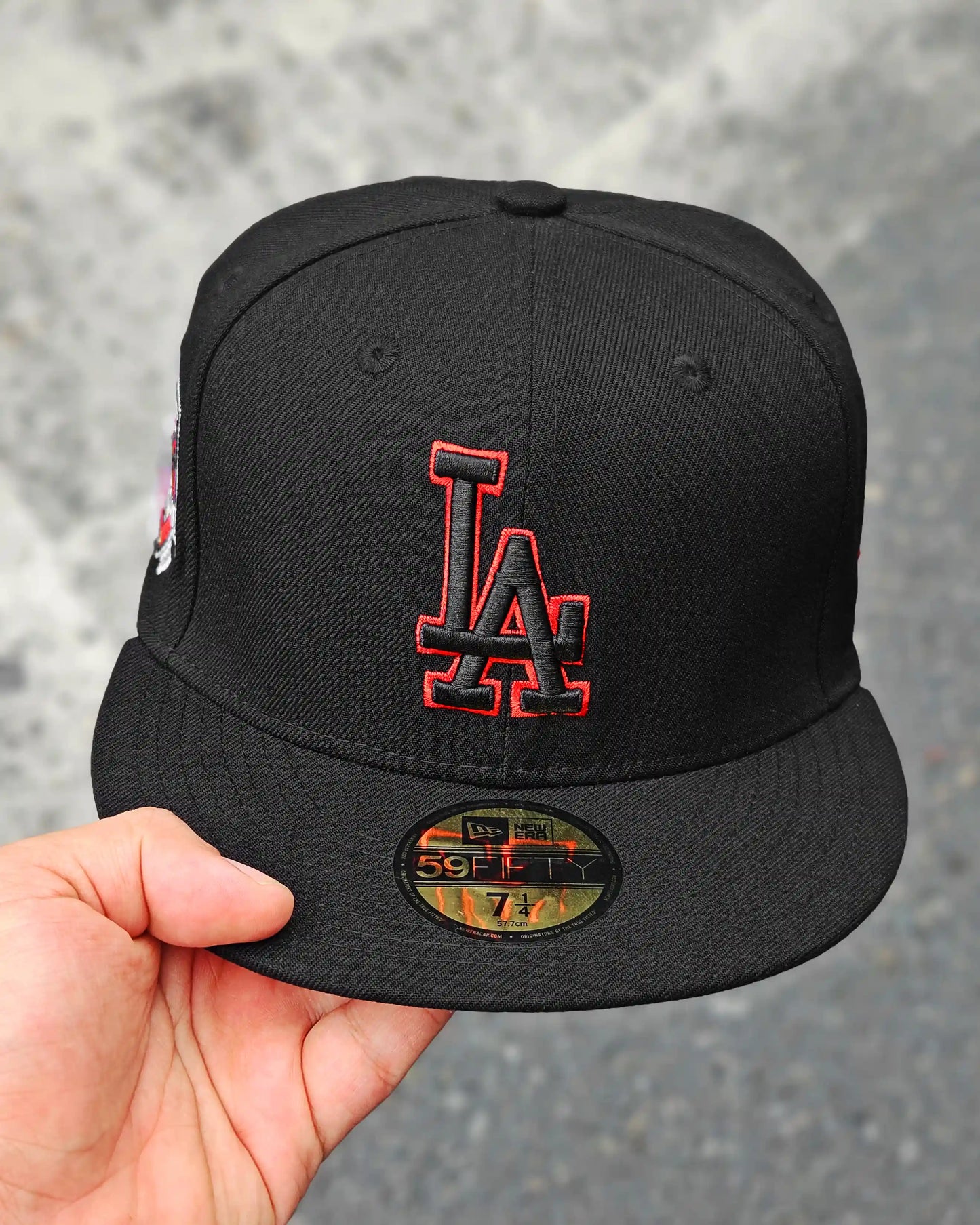 LOS ANGELES DODGERS NEGRO 60TH ANNYVERSARY VISOR ROJO