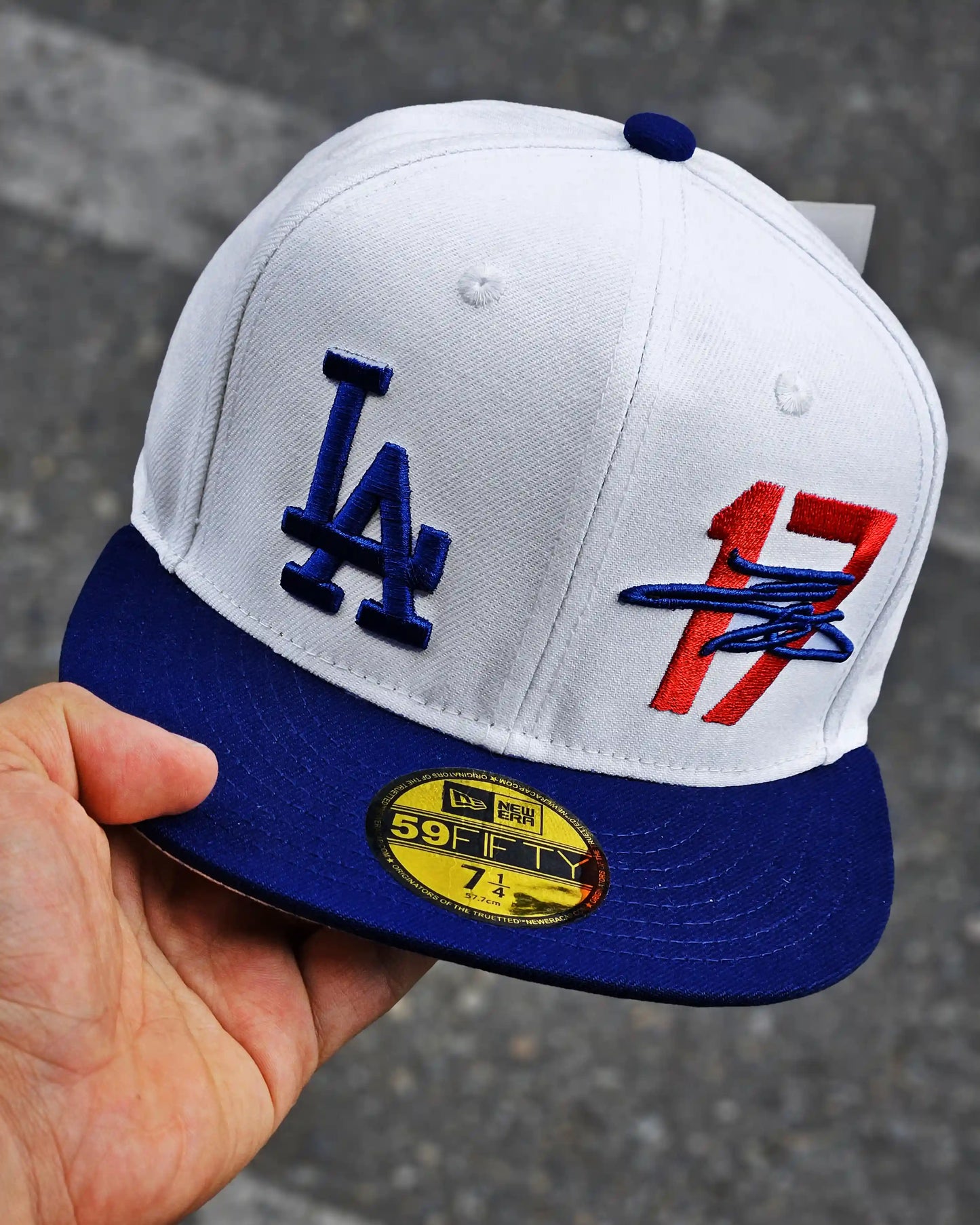 LOS ANGELES DODGERS BLANCO SHOHEI OHTANI CHROME VISOR AZUL