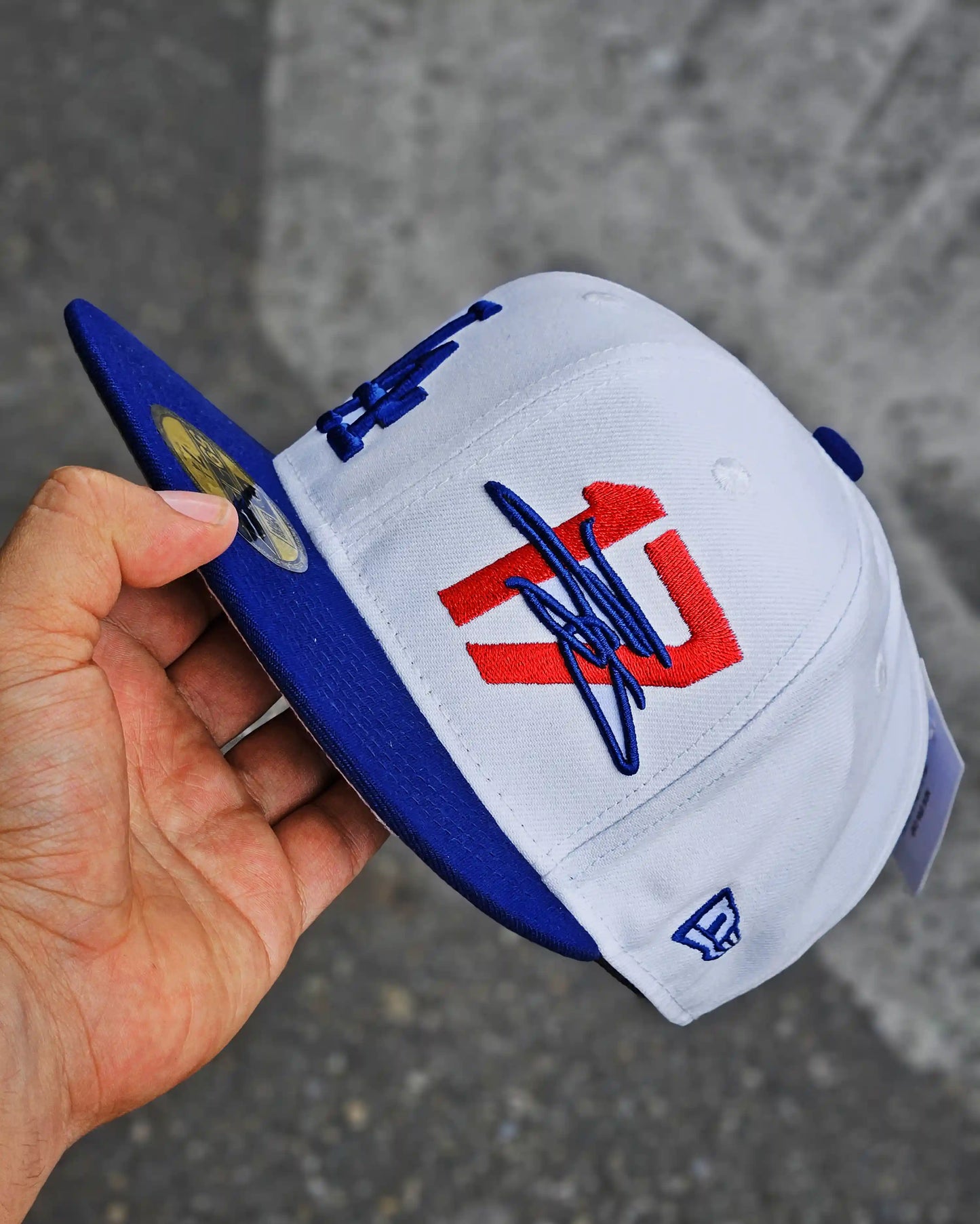 LOS ANGELES DODGERS BLANCO SHOHEI OHTANI CHROME VISOR AZUL