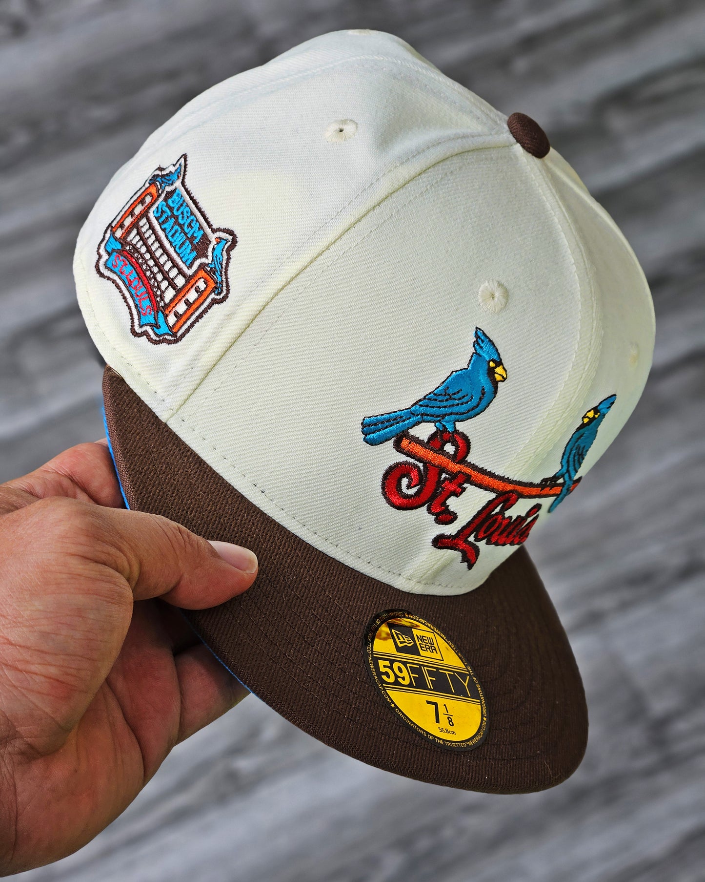 SAN LUIS CARDENALES CREMA BUSCH STADIUM VISOR CAFE