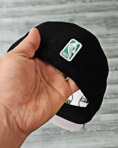 BOSTON CELTICS NEGRO VISOR VERDE