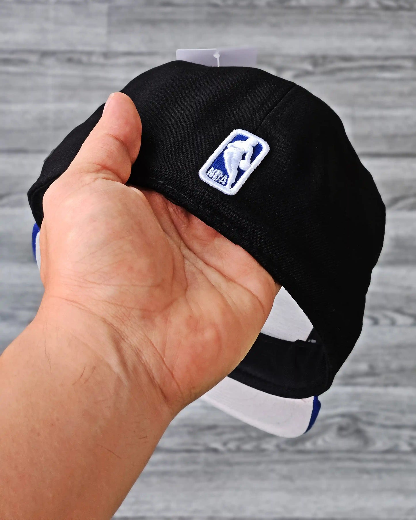 NEW YORK KNICKS NEGRO VISOR AZUL