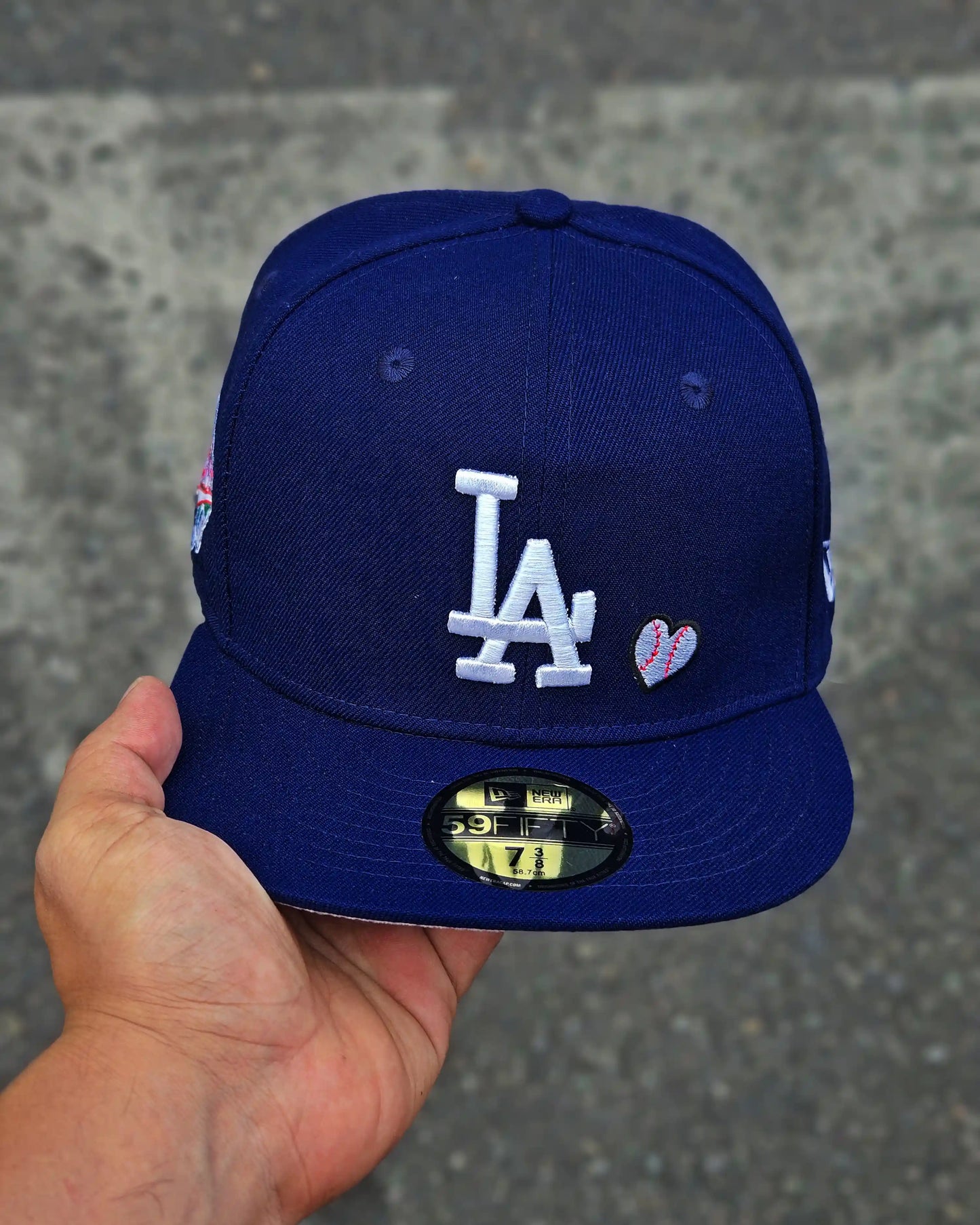 LOS ANGELES DODGERS AZUL HUSTLE AND LOVE = GAME