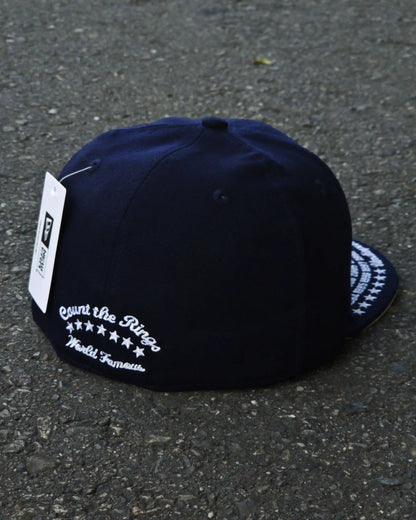 SUPREME EXCLUSIVE NAVY UNDISPUTED BOX LOGO