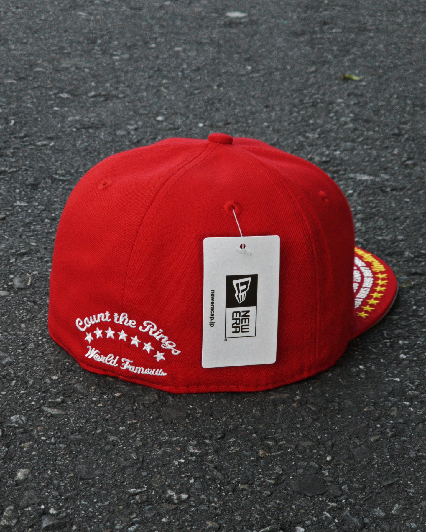 SUPREME EXCLUSIVE ROJO UNDISPUTED BOX LOGO