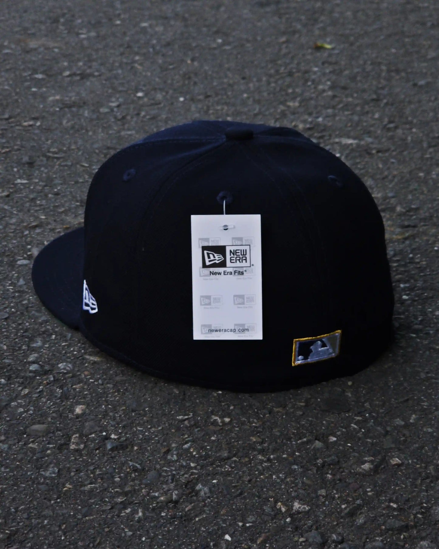 NEW YORK YANKEES NAVY NEW ERA DAY PATCHES