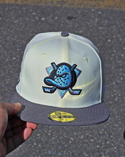 ANAHEIM DUCKS CREMA STANLEYCUP CHAMPIONS VISOR GRIS