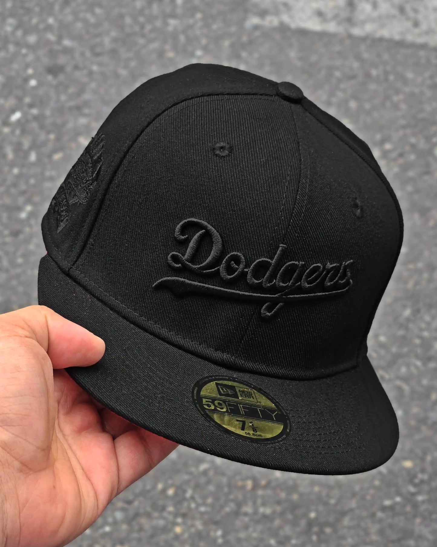 LOS ANGELES DODGERS NEGRO BLACK & BLACK VISOR ROJO