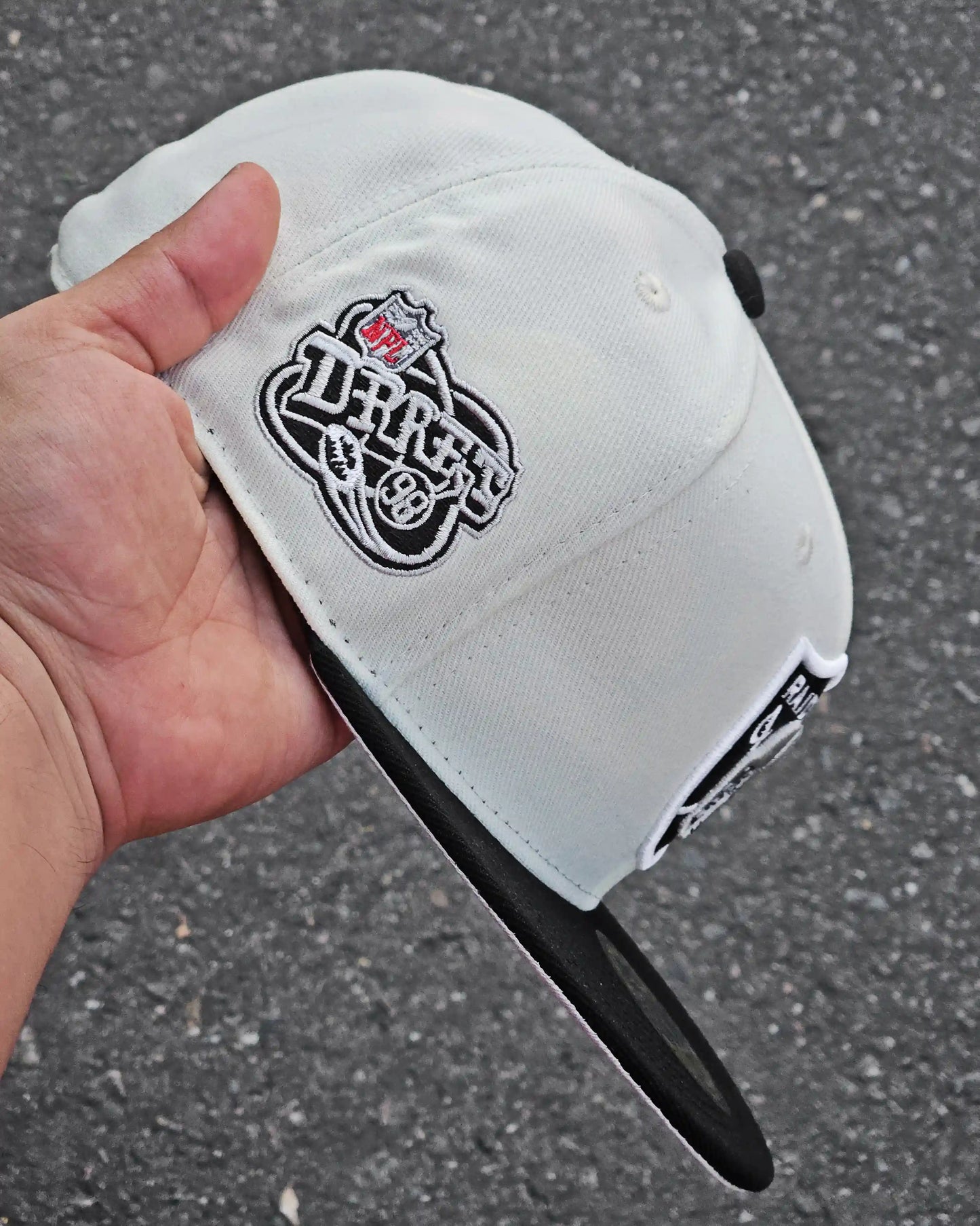 LAS VEGAS RAIDERS BEIGE DRAFT 1998 LEGENDS