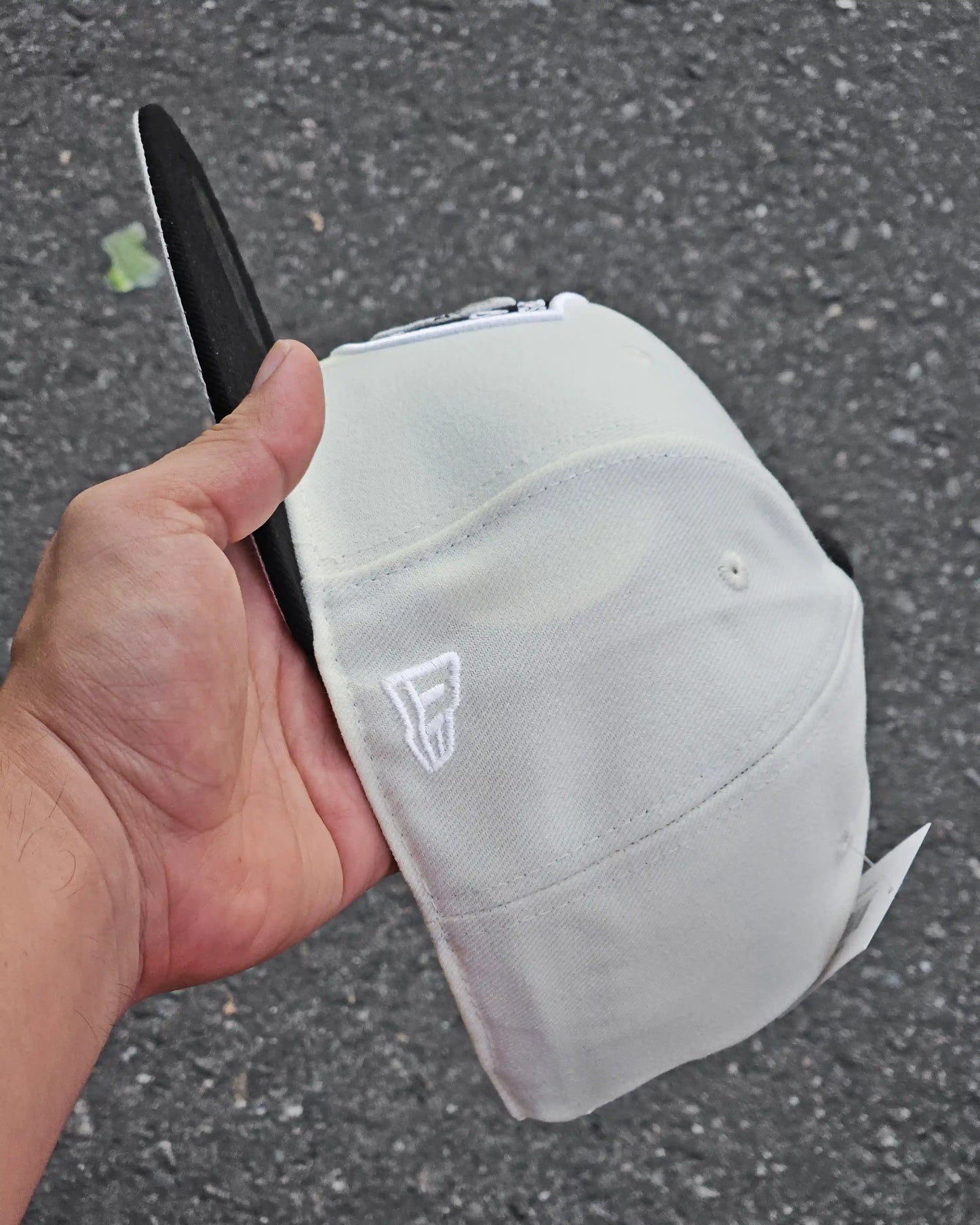 LAS VEGAS RAIDERS BEIGE DRAFT 1998 LEGENDS