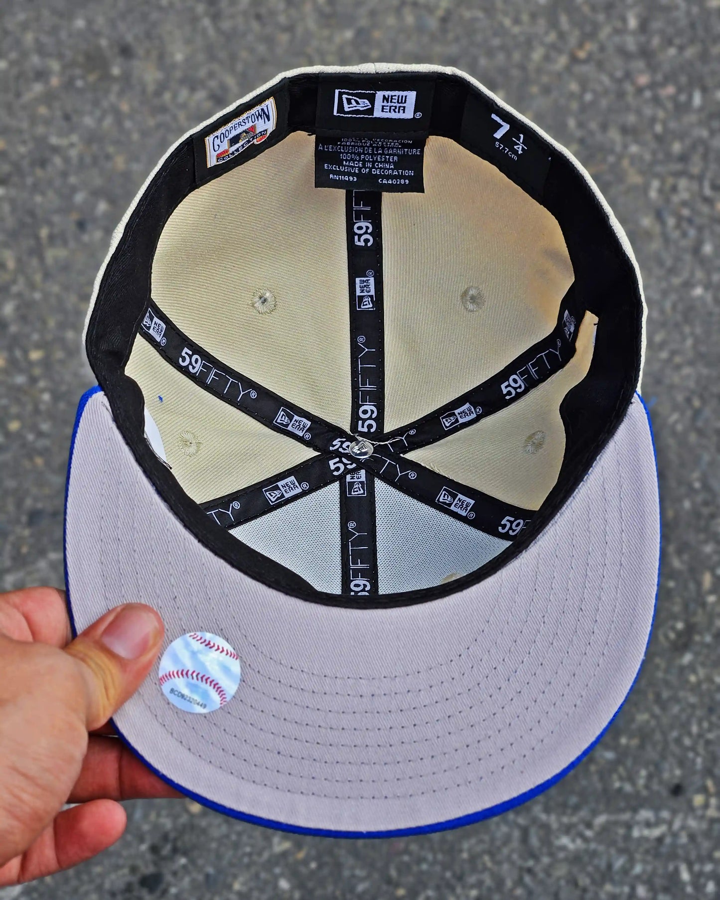 NEW YORK YANKEES BEIGE COLOR BRUSH VISOR AZUL