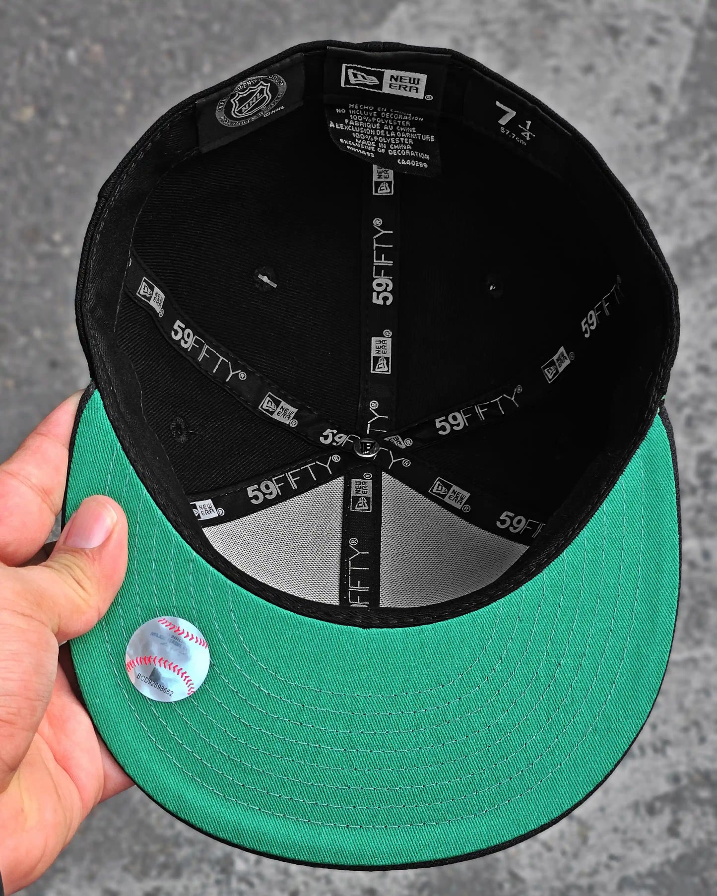 ANAHEIM DUCKS NEGRO NWT 5/8 UV VERDE