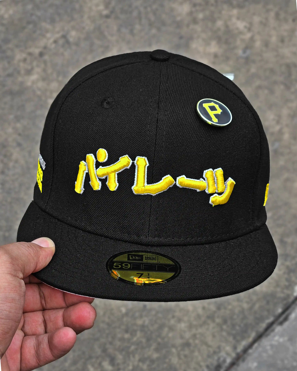 PITTSBURG PIRATES NEGRO HYPERFLY KATAKANA X MLB