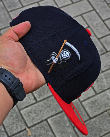 SUPREME EXCLUSIVE NAVY PARCA S VISOR ROJO