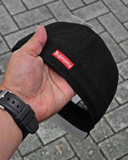 SUPREME EXCLUSIVE NEGRO PARCA S