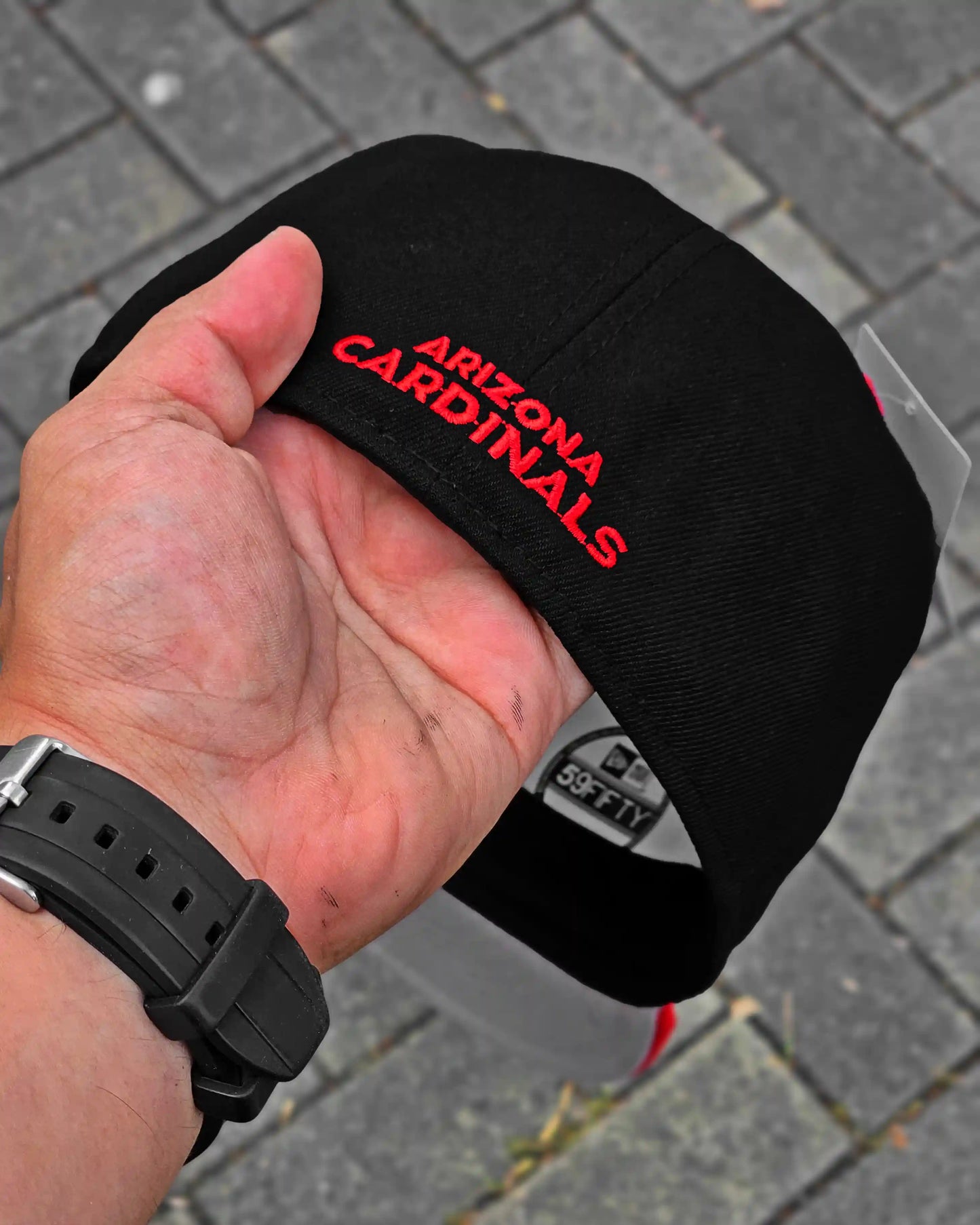 ARIZONA CARDINALS NEGRO VISOR ROJO